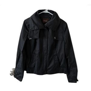 Cole Haan Women's Raincoat
Trench Coat Cropped
Black Size 8 NWT